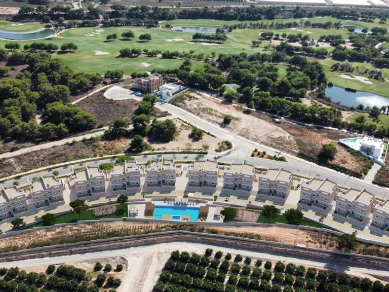 Villa for Sale in Pilar De La Horadada, Alicante 3