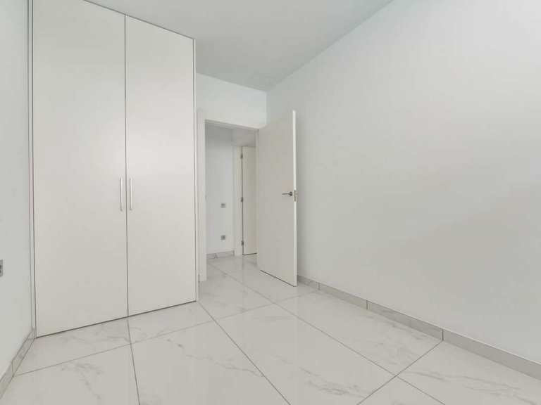 Villa for Sale in Finestrat, Alicante 28