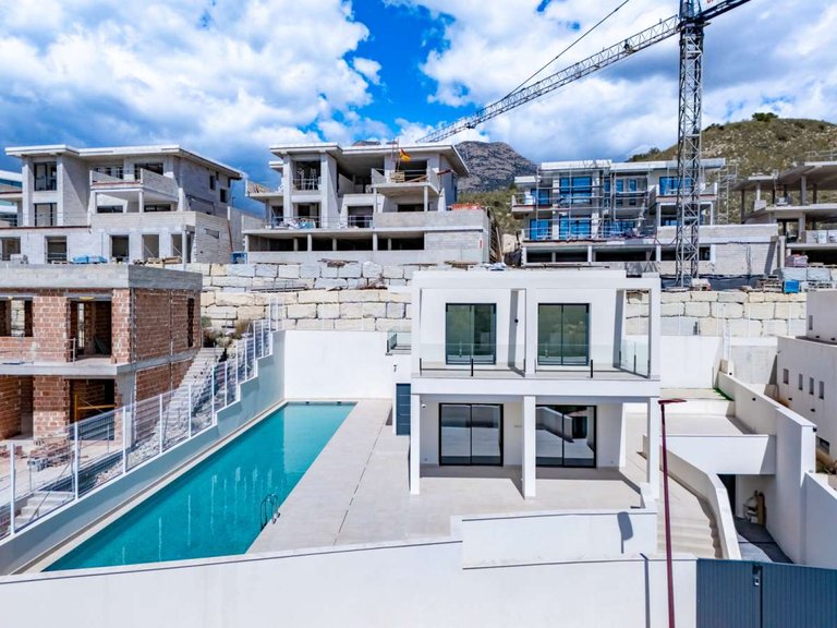 Villa for Sale in Finestrat, Alicante 2