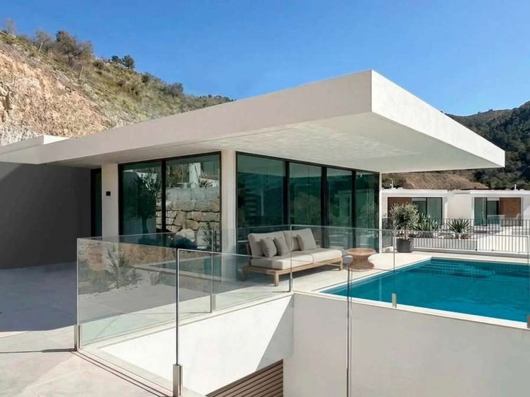 Villa for Sale in Benidorm, Alicante 1