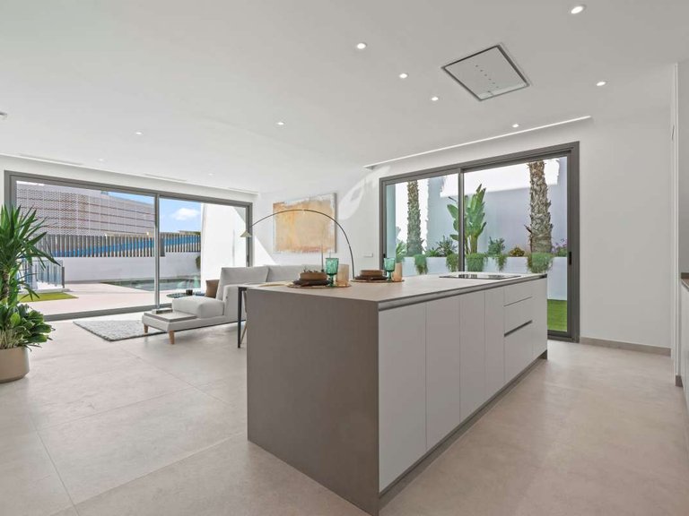 Villa for Sale in Benidorm, Alicante 36