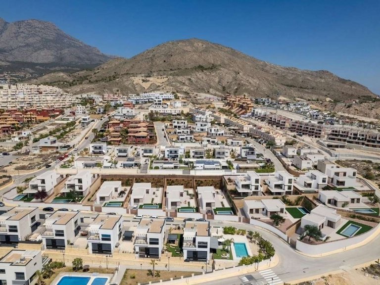 Town House for Sale in Finestrat, Alicante 6