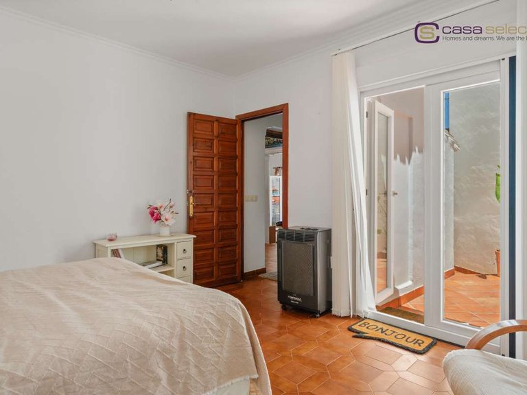 Villa for Sale in Nerja, Malaga 11