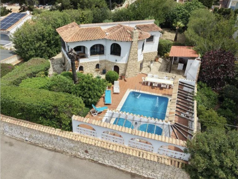 Villa for Sale in  Balcon Al Mar, Alicante 2