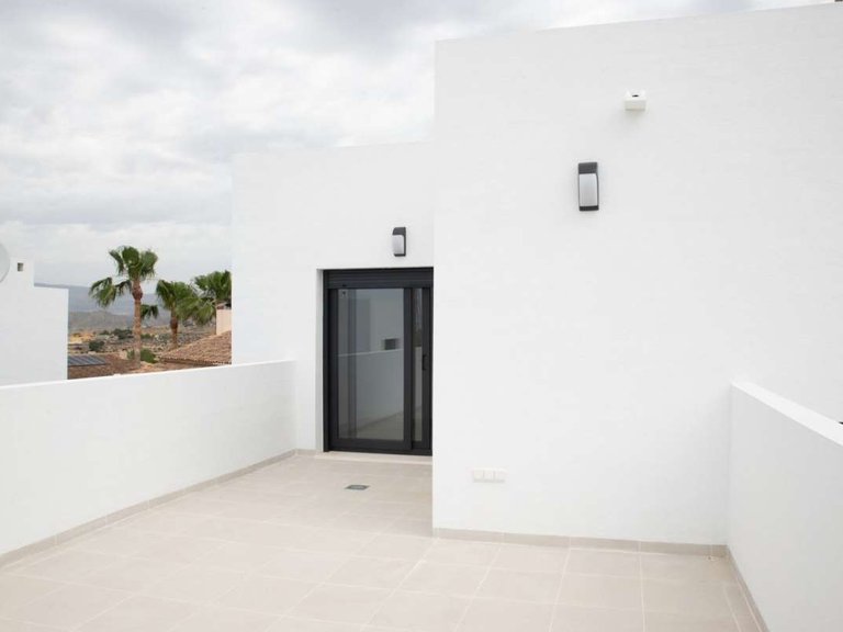 Villa for Sale in Busot, Alicante 11