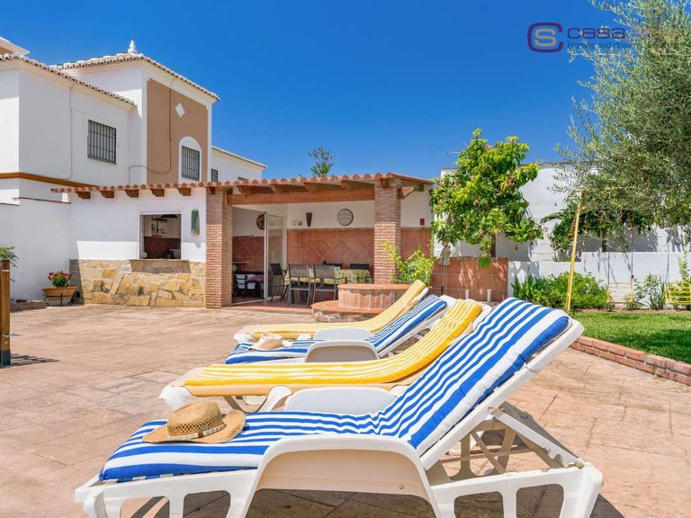Villa for Sale in Burriana, Malaga 5