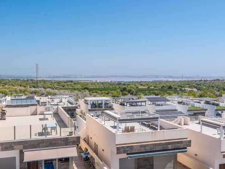Villa for Sale in Orihuela Costa, Alicante 44