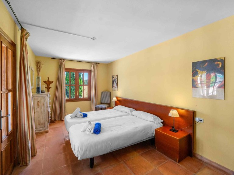 Country House for Sale in Felanitx, Balearic Islands 8