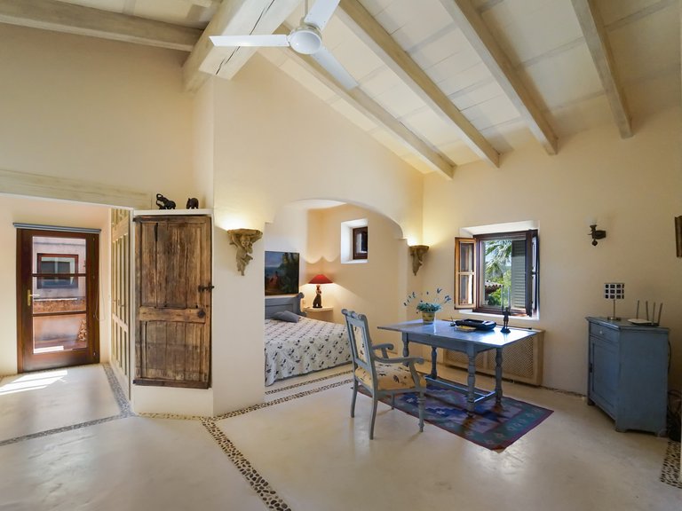 Country House for Sale in Felanitx, Balearic Islands 8