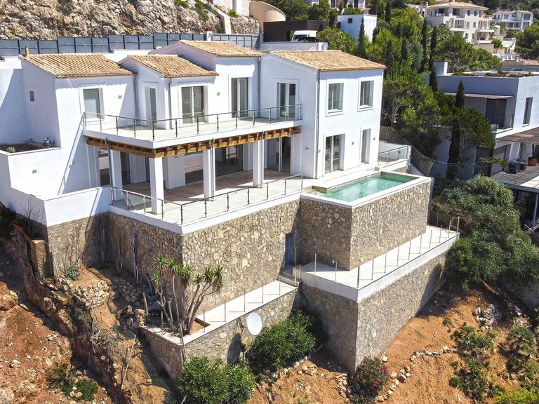 Villa for Sale in Port Andratx, Balearic Islands 3