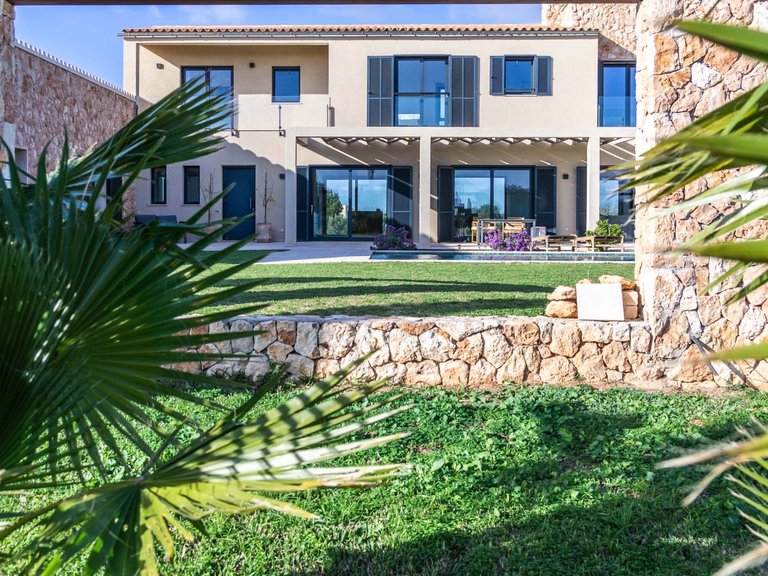 Country House for Sale in Ses Salines, Balearic Islands 10