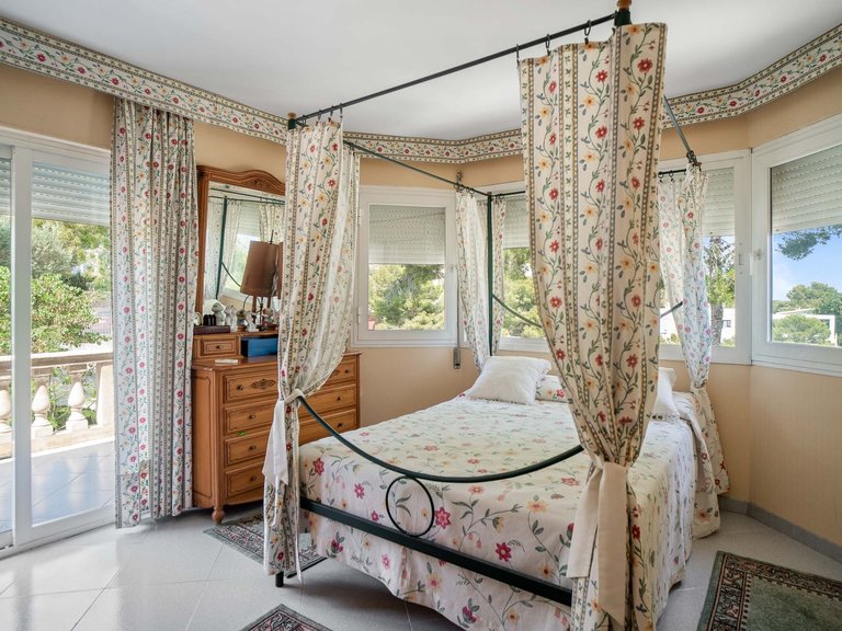 Villa for Sale in Costa D'en Blanes, Balearic Islands 11