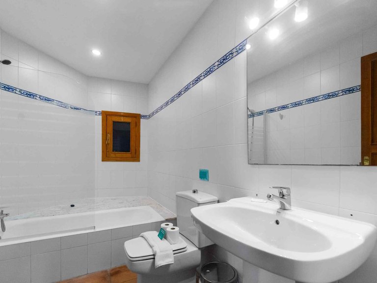 Country House for Sale in Felanitx, Balearic Islands 13