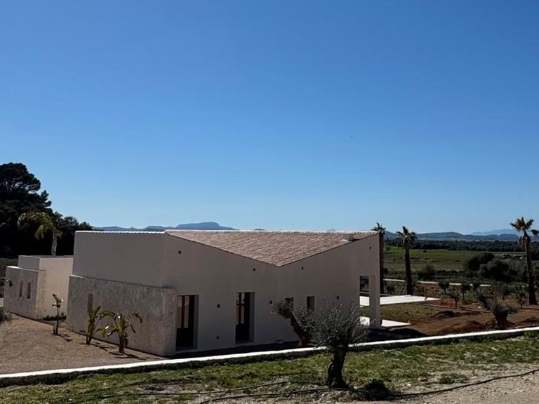 Country House for Sale in Manacor, Balearic Islands 18
