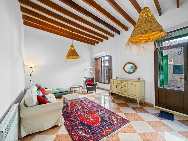 Town House for Sale in Felanitx, Balearic Islands 1