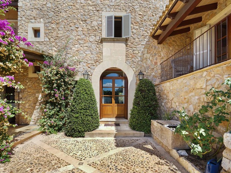Country House for Sale in Felanitx, Balearic Islands 37