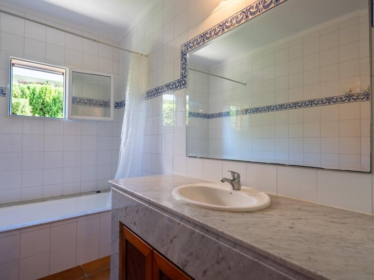 Villa for Sale in Porto Cristo Nova, Balearic Islands 7