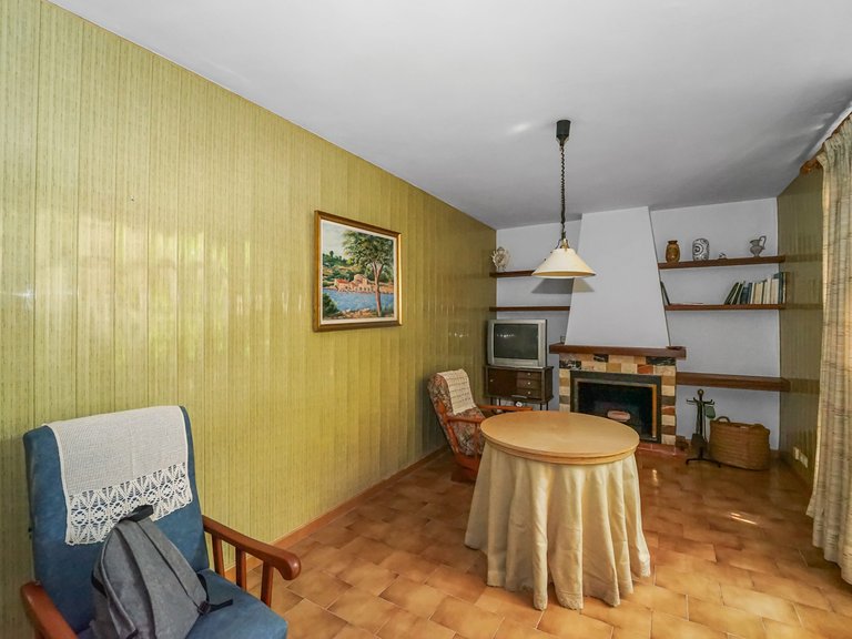 Town House for Sale in Cas Concos, Balearic Islands 3