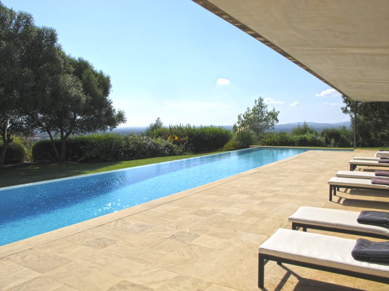 Country House for Sale in Felanitx, Balearic Islands 1