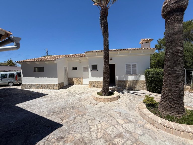Villa for Sale in Manacor, Balearic Islands 43