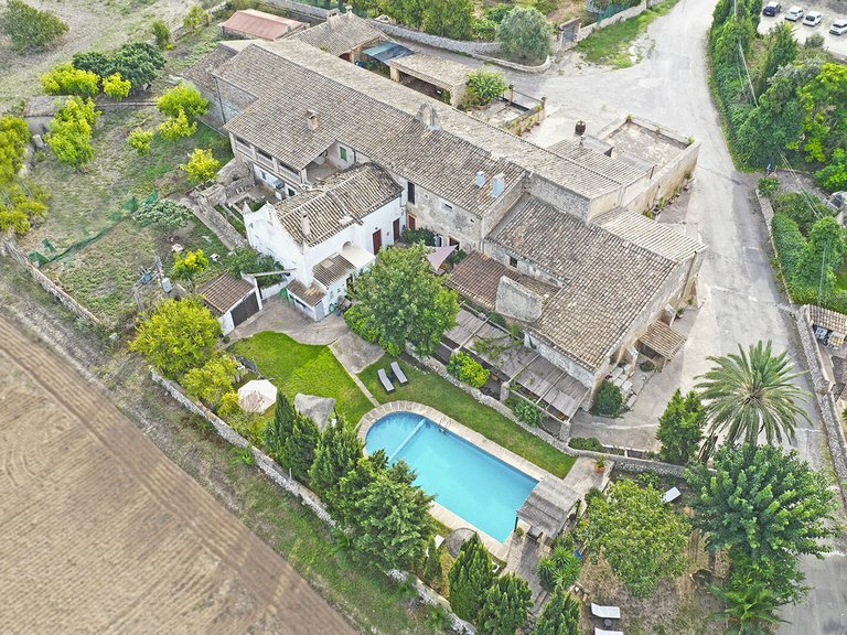 Country House for Sale in Felanitx, Balearic Islands 1