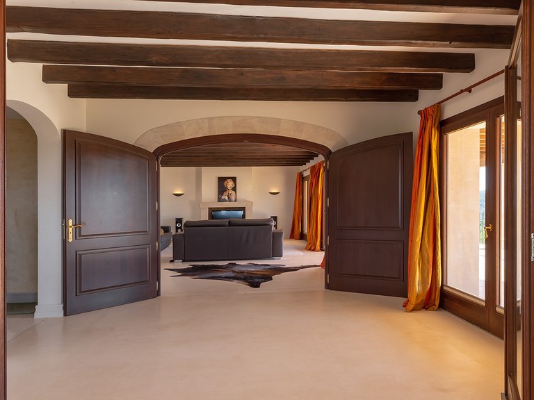 Country House for Sale in Felanitx, Balearic Islands 5