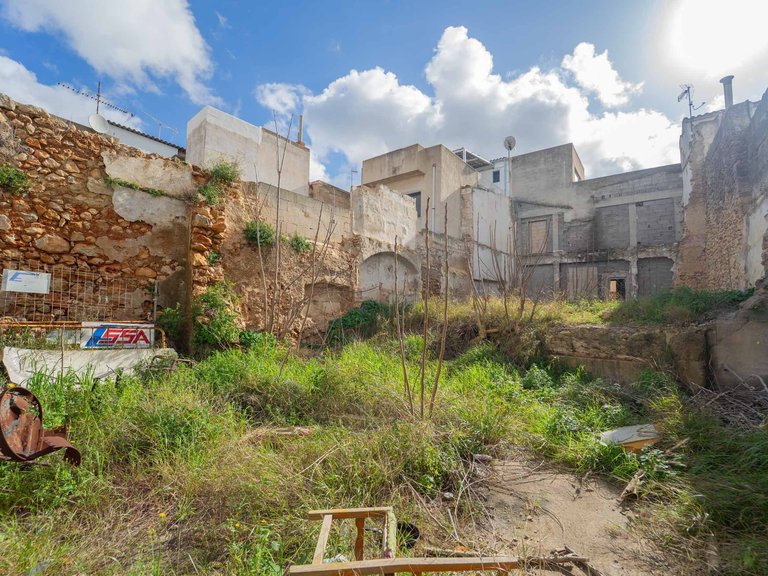 Town House for Sale in Felanitx, Balearic Islands 1