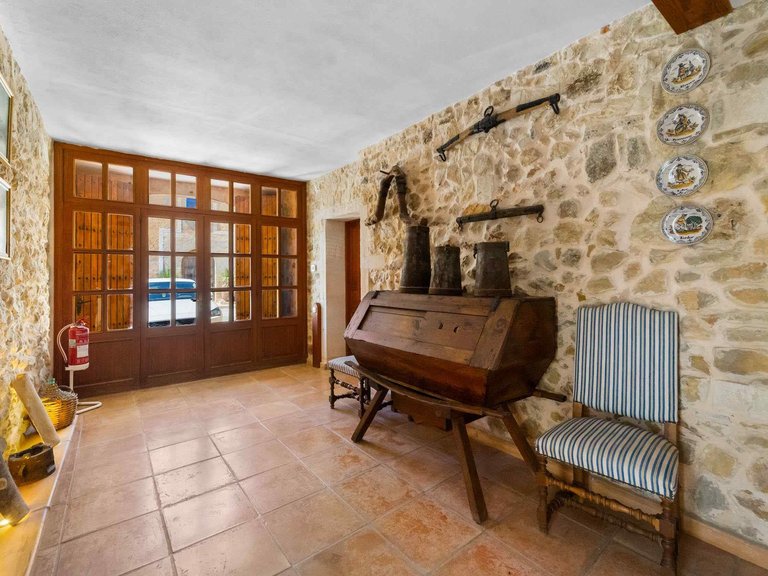 Country House for Sale in Felanitx, Balearic Islands 19