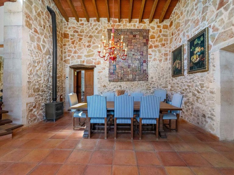 Country House for Sale in Felanitx, Balearic Islands 12