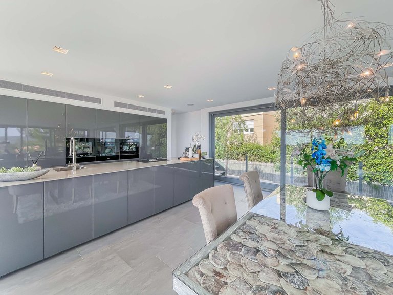 Villa for Sale in Santa Ponça, Balearic Islands 31