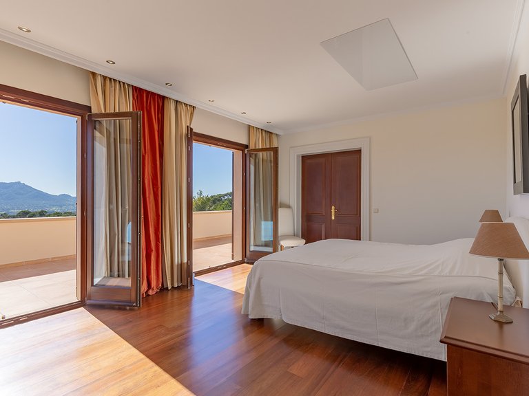 Country House for Sale in Felanitx, Balearic Islands 6
