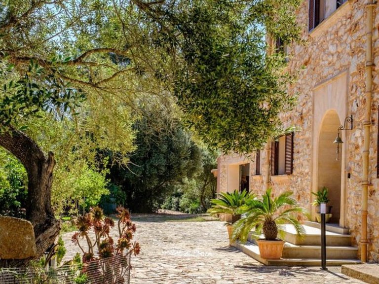 Country House for Sale in Felanitx, Balearic Islands 25