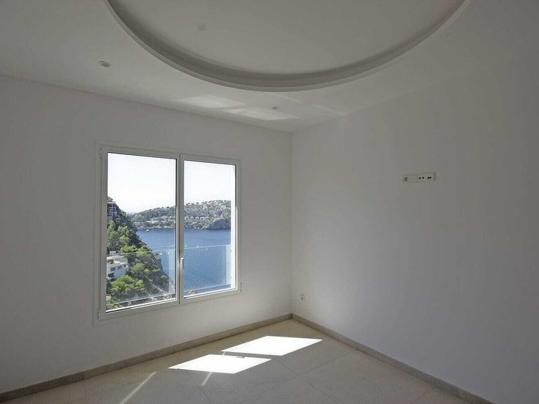 Villa for Sale in Port Andratx, Balearic Islands 10