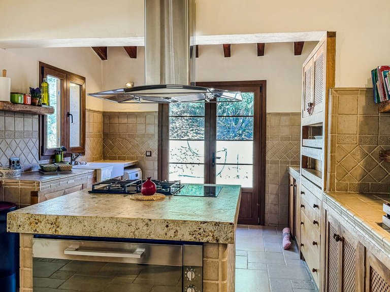 Country House for Sale in Calvià, Balearic Islands 18