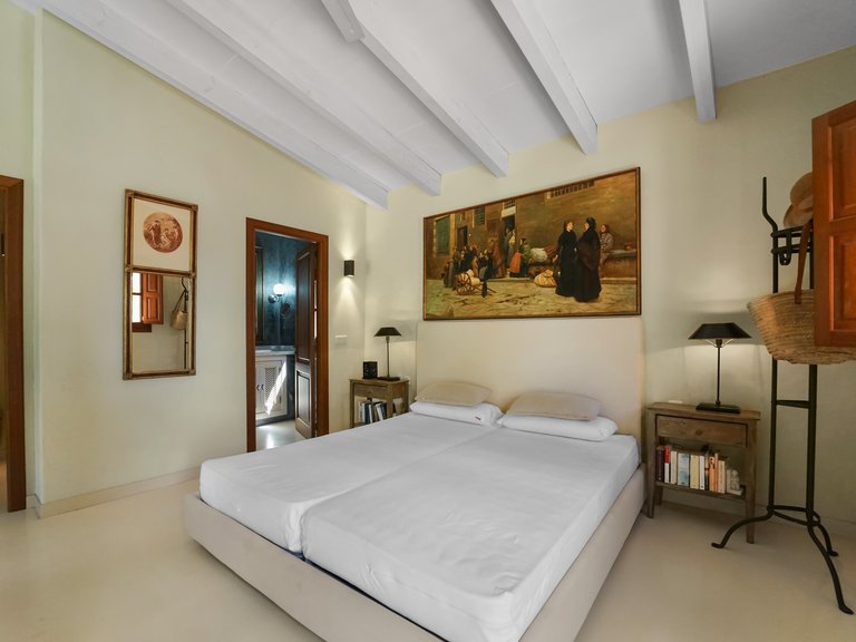 Country House for Sale in Felanitx, Balearic Islands 23