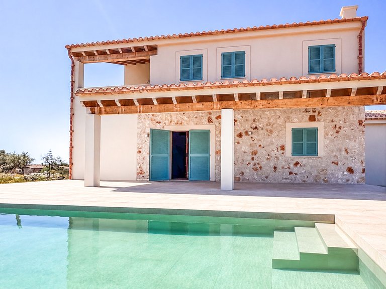Country House for Sale in Ses Salines, Balearic Islands 18