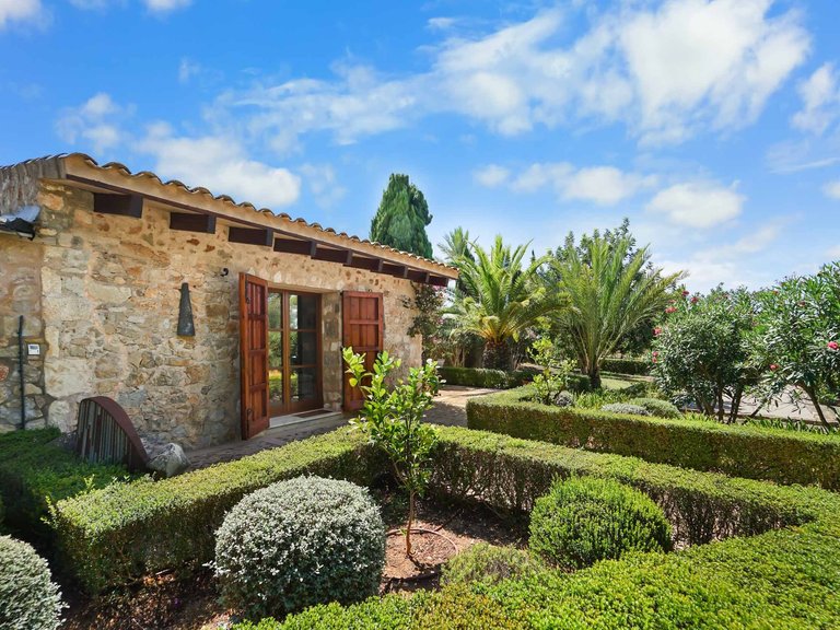 Country House for Sale in Felanitx, Balearic Islands 44