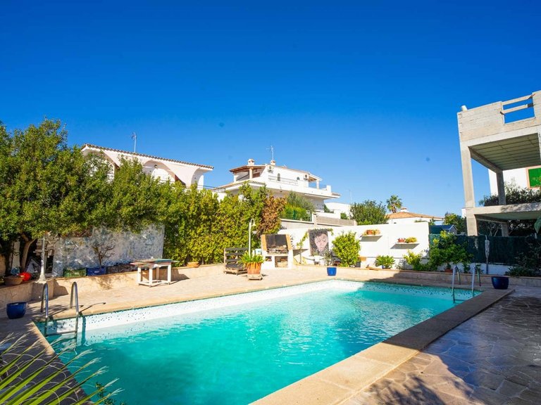 Villa for Sale in Portocolom, Balearic Islands 32