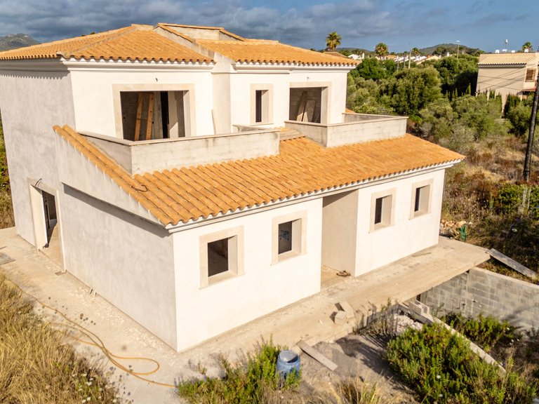 Villa for Sale in Cala Murada, Balearic Islands 1
