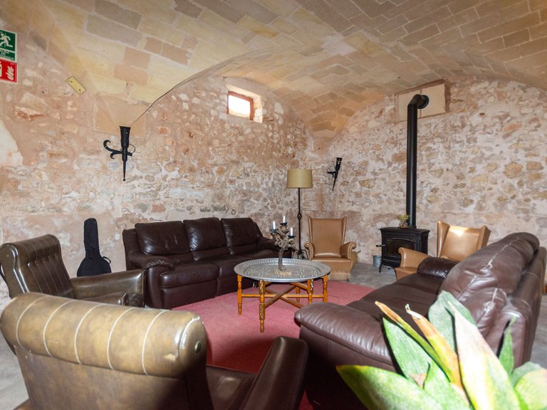 Country House for Sale in Felanitx, Balearic Islands 13