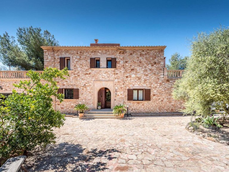 Country House for Sale in Felanitx, Balearic Islands 26