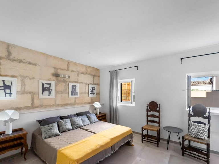 Town House for Sale in Felanitx, Balearic Islands 1