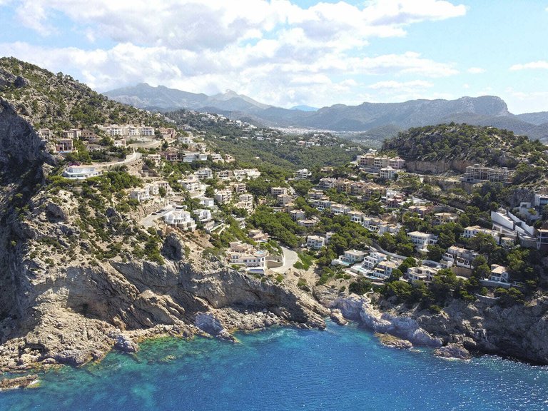 Villa for Sale in Port Andratx, Balearic Islands 8