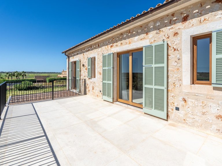 Country House for Sale in Es Llombards, Balearic Islands 22