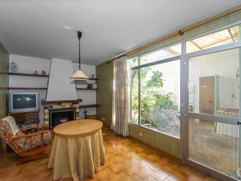 Town House for Sale in Cas Concos, Balearic Islands 4