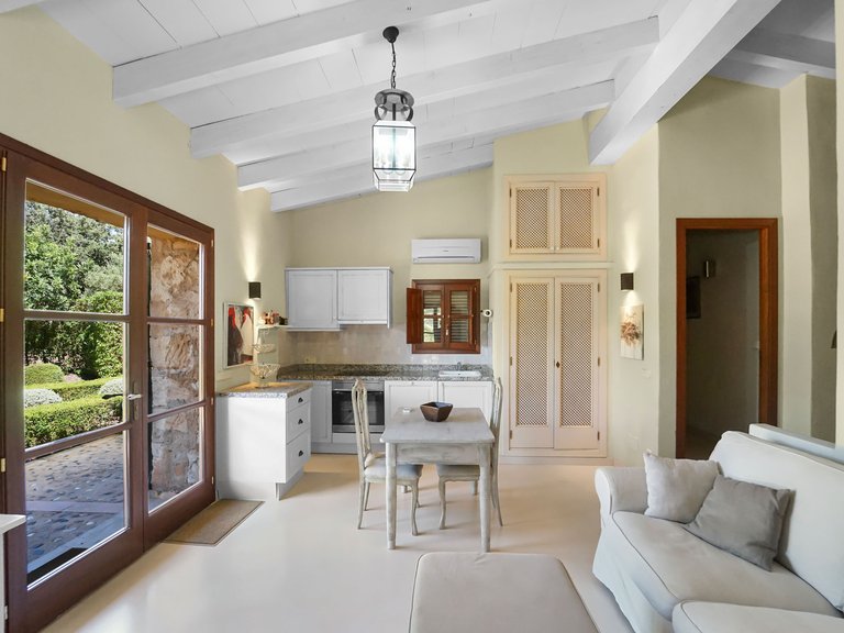 Country House for Sale in Felanitx, Balearic Islands 25