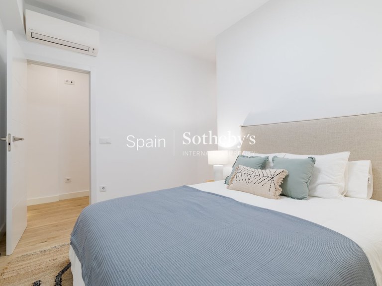Apartment for Rent in Madrid, Madrid 11