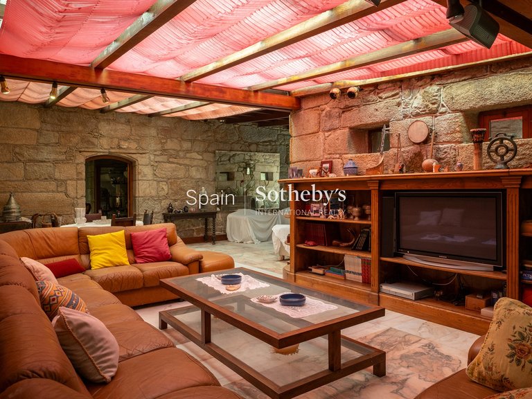 Villa for Sale in Cee, A Coruña 26