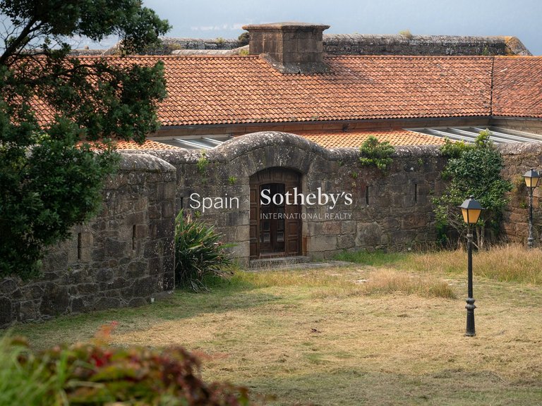 Villa for Sale in Cee, A Coruña 42