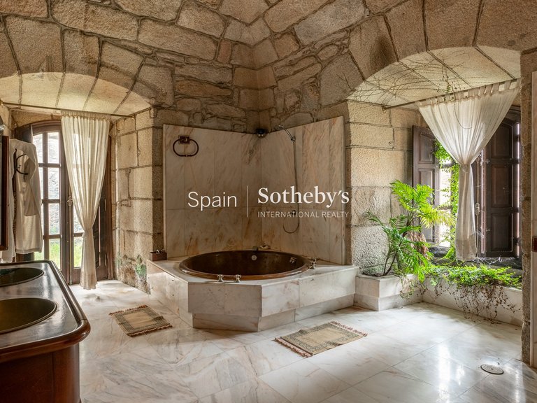 Villa for Sale in Cee, A Coruña 21
